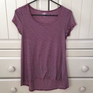 Maroon striped t shirt
